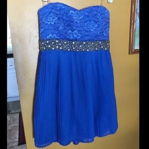 NEVER WORN, Blue strapless cocktail dress